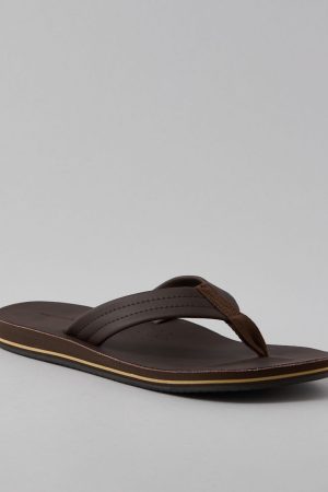 AE Men's Classic Leather Flip Flop