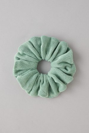 AE Saltwash Fleece Scrunchie