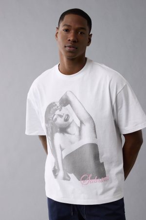 AE Boxy Sabrina Carpenter Graphic T-Shirt