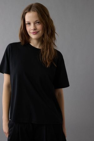 AE Everyday Luxe Relaxed T-Shirt