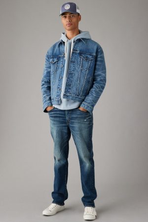 AE EasyFlex Distressed Relaxed Straight Jean