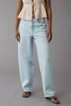 AE Strigid Low-Rise Baggy Barrel Jean