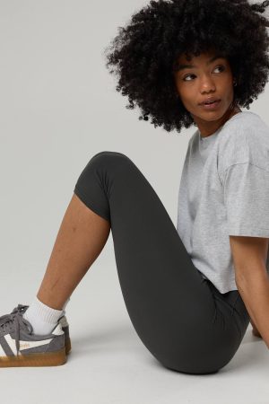 OFFLINE By Aerie Real Me XTRA Capri