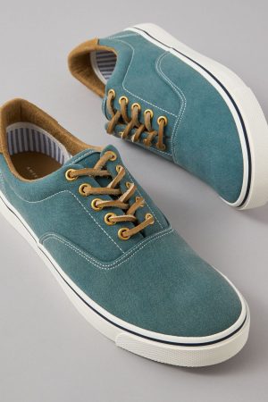AE Men's Classic Sneaker