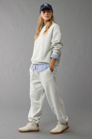 AE Everyday Luxe Crew Neck Sweatshirt