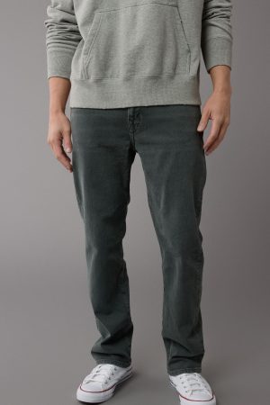 AE EasyFlex Relaxed Straight Jean