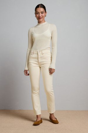 AE77 Premium Straight Crop Jean