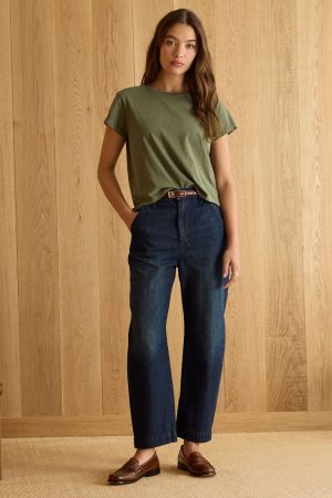 AE77 Premium Boxy Cropped Crewneck T-Shirt
