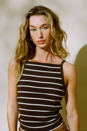 AE77 Premium Straight Neck Tank Top