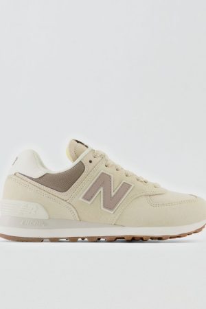 New Balance Women's 574 Sneaker