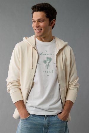 AE Logo Graphic T-Shirt