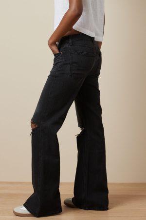 AE Strigid Ripped Low-Rise Baggy Flare Jean