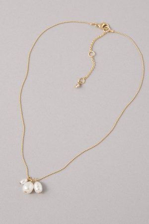 AEO Pearl Pendant Necklace