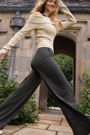 OFFLINE By Aerie Real Me XTRA High Waisted Trouser