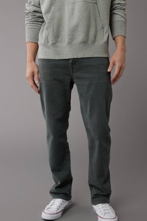 AE EasyFlex Relaxed Straight Jean