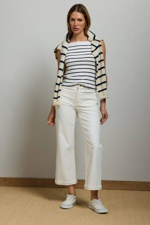 AE77 Premium Bootcut Crop Jean