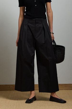 AE77 Premium Cropped Trouser