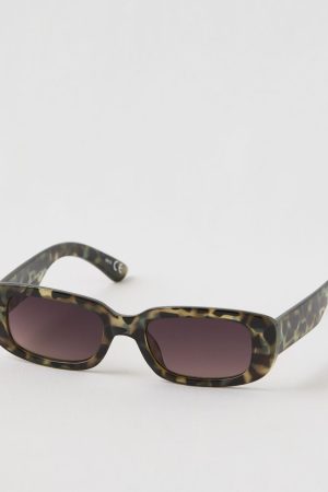 Aerie Mini Dare To Square Sunglasses