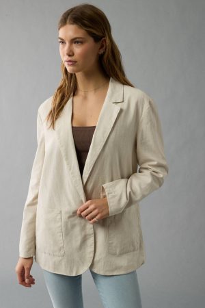 AE Linen-Blend Blazer