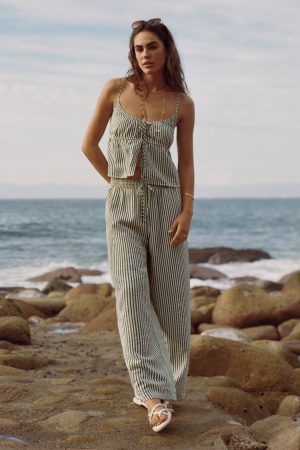 AE High-Waisted Seersucker Pant