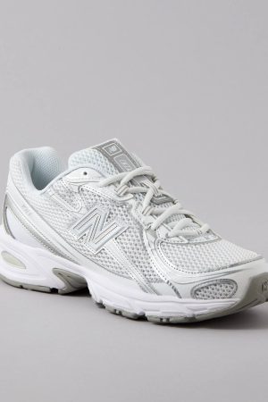 New Balance Women's 740 Sneaker