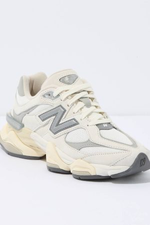 New Balance Women's 9060 Sneaker