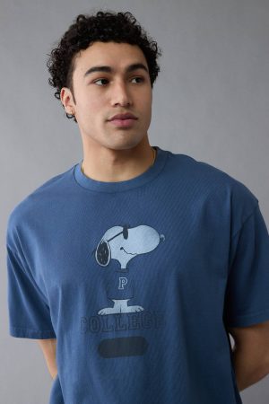 AE Boxy Snoopy Graphic T-Shirt